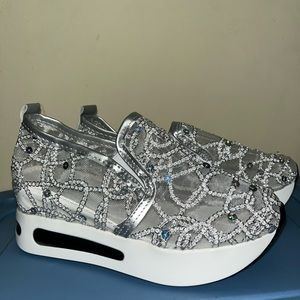 Women’s Fashion Breathable Mesh Wedge Sneakers Silver Metallic Sz 5.5